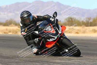 media/Feb-13-2022-SoCal Trackdays (Sun) [[c9210d39ca]]/Turn 7 Inside (1040am)/